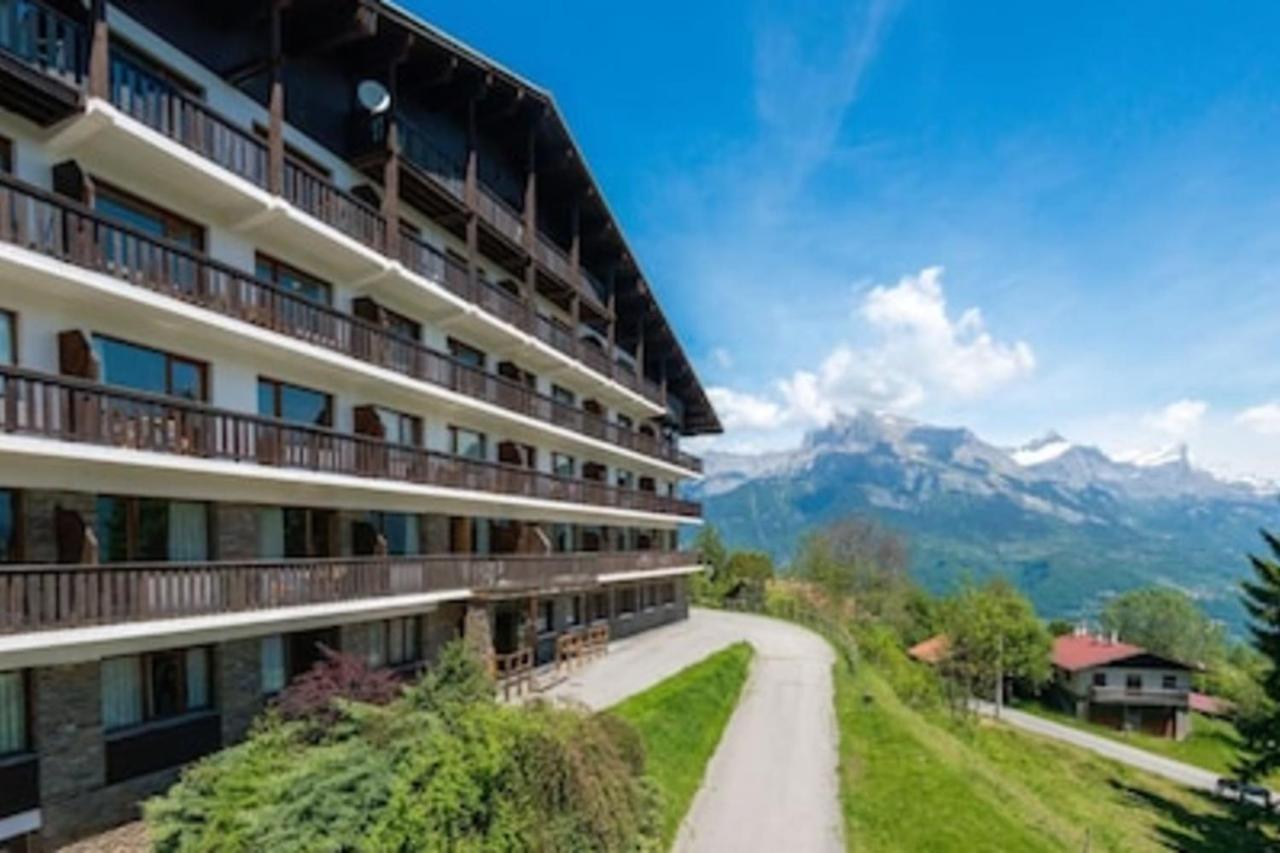 Beautiful Apt With Balcony At Combloux ! Dış mekan fotoğraf